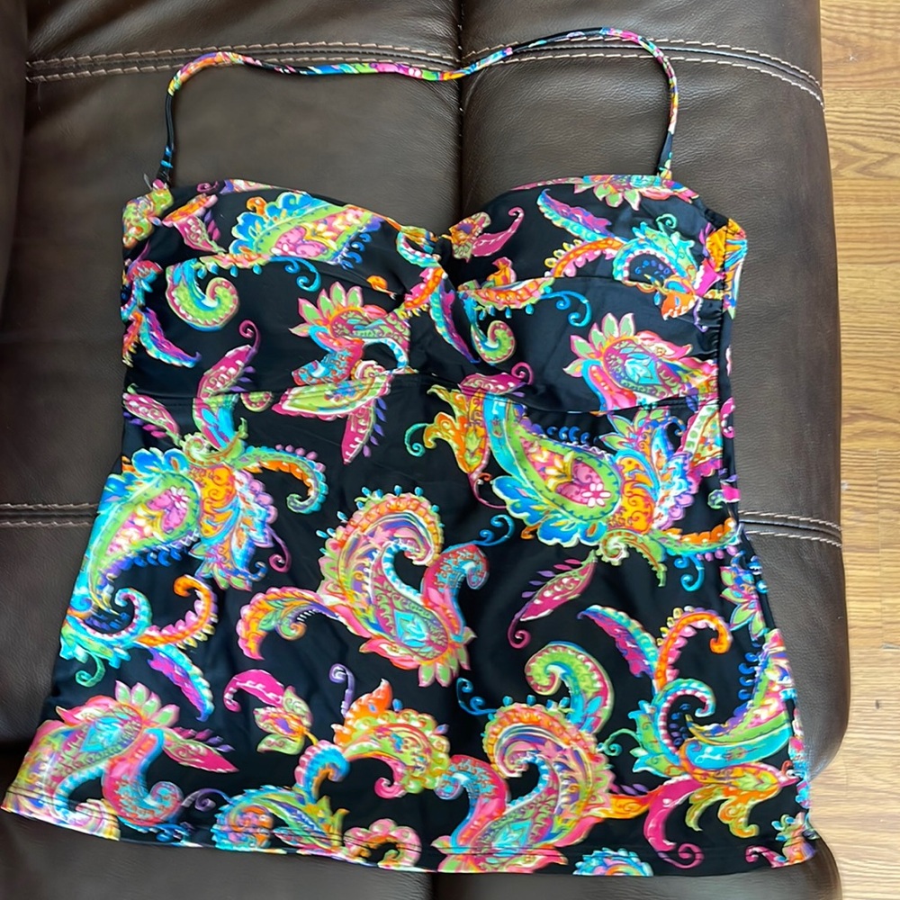 Women’s swim top